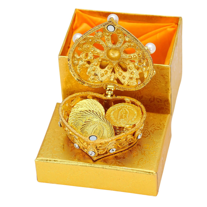 Elegant heart-shaped jewelry box adorned with pearls and crystals, paired with a luxurious gold embossed gift box, and filled with gold-plated Our Lady of Guadalupe coins. Ideal for Catholic gifts, wedding favors, religious keepsakes, and meaningful special occasion celebrations - tingkucoins.com