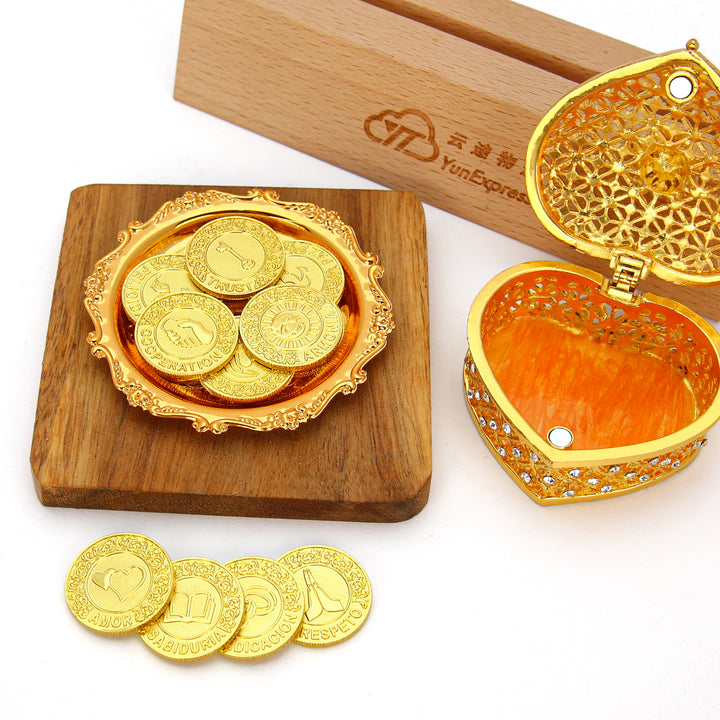 Set de Arras de Boda Personalizadas – 13 Monedas de Unión Grabadas con Caja Corazón Diamantada Deluxe | Regalo Católico Conmemorativo - TINGKU